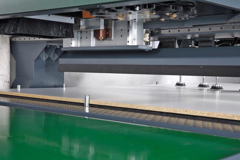 Automatic alignment system for accurate position loading - WOODWISE TECHNOLOGY CO., LTD.